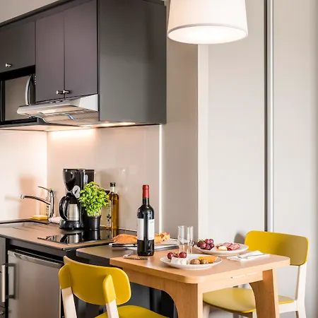 Hotel apartamentowy Adagio Access Stuttgart Airport Messe 3*