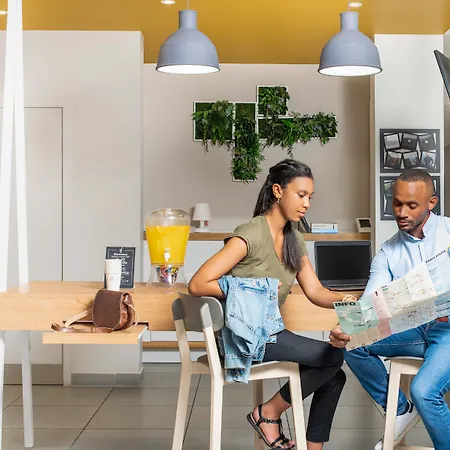 Adagio Access Stuttgart Airport Messe Hotel apartamentowy 3*